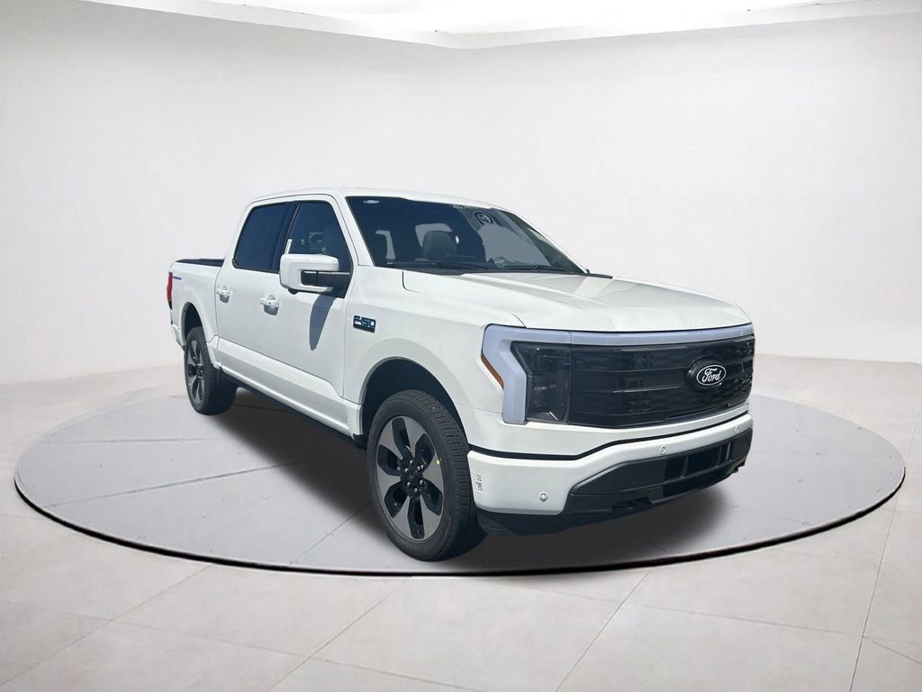 2025 Ford F-150 Lightning Platinum SuperCrew AWD