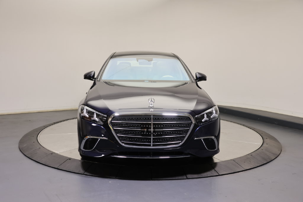 Thumbnail: 2027 Mercedes-Benz S-Class - 8