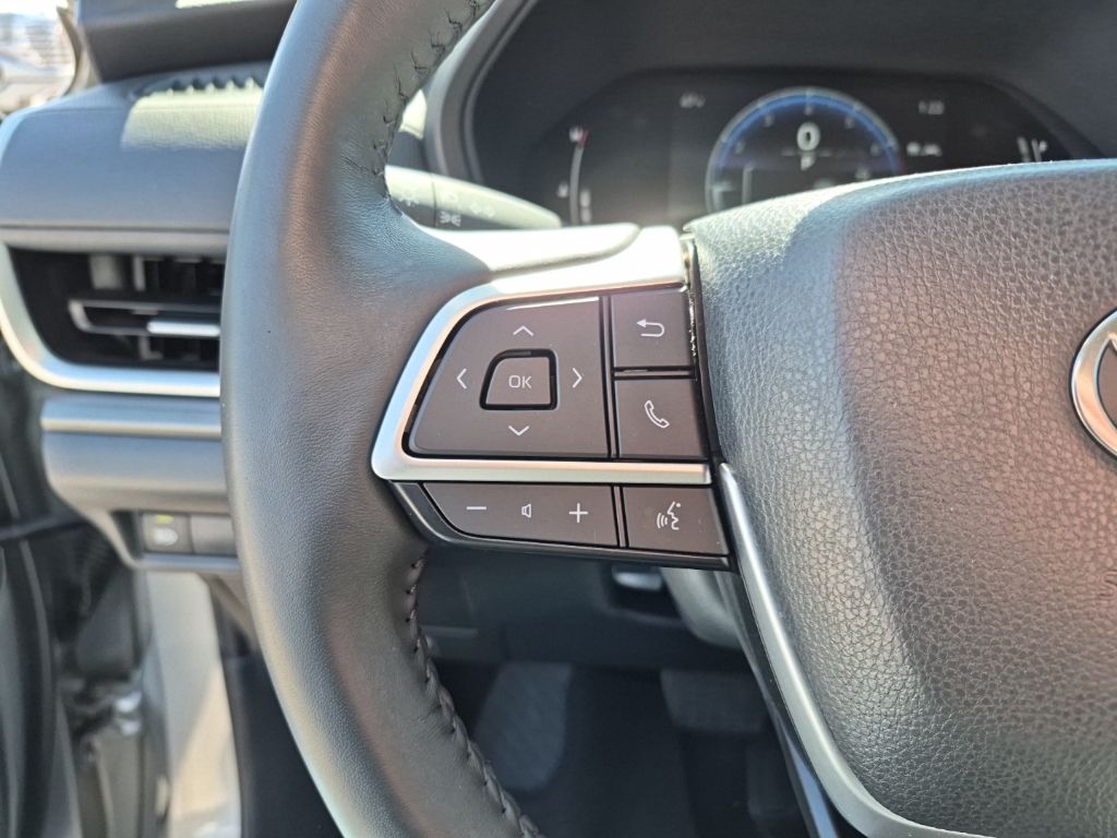 Used Car 2024 Toyota Grand Highlander  Xle For Sale Under $50,000 In Austin, Texas