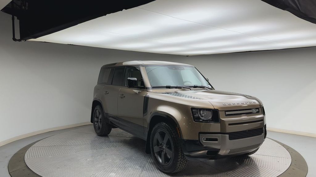 Thumbnail: 2025 Land Rover Defender - 8