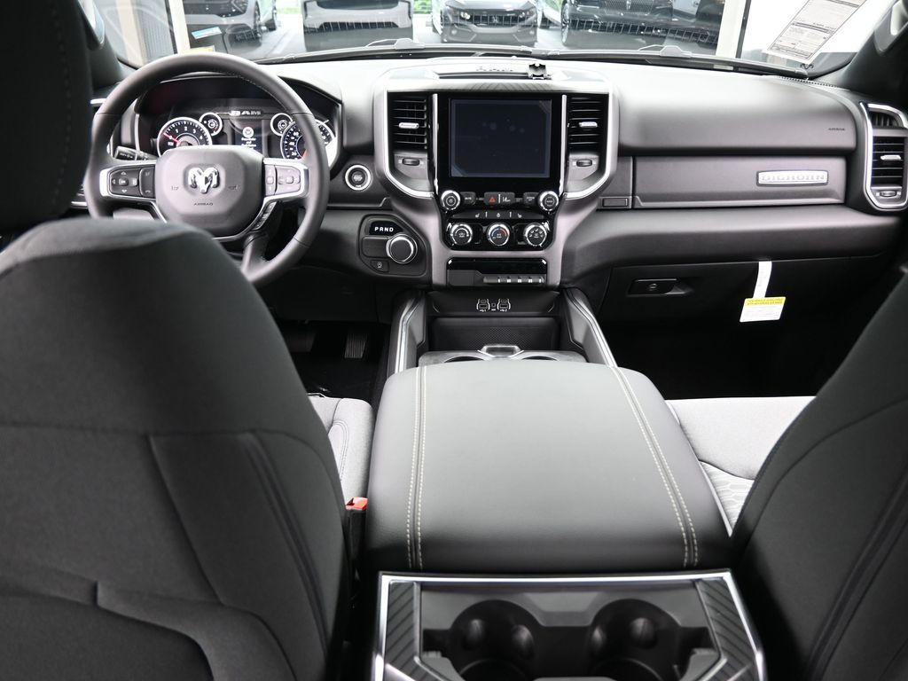 New 2026 Diamond Black Crystal Pearlcoat Ram Big Horn/Lone Star image 32