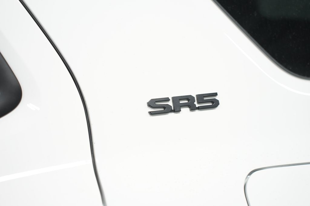 Thumbnail: 2025 Toyota 4Runner - 11