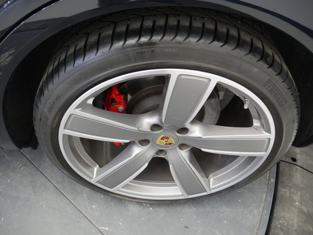 Thumbnail: 2023 Porsche  - 14