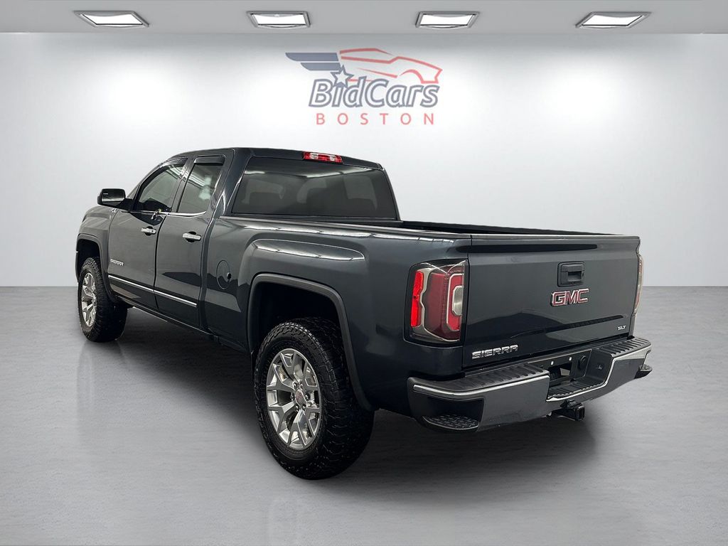 used 2018 GMC Sierra 1500 car, priced at $27,985