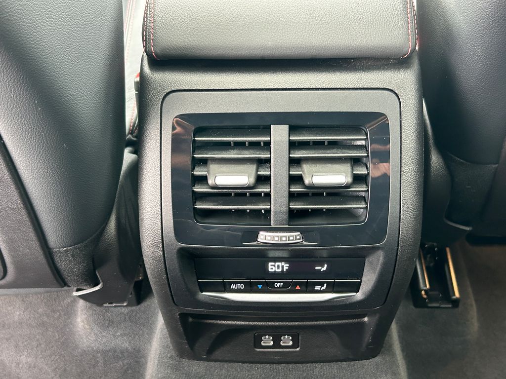 Thumbnail: 2020 BMW X4 - 32