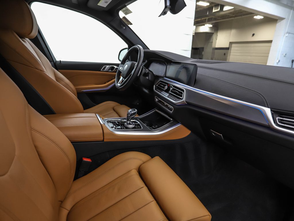 Thumbnail: 2022 BMW X5 - 30