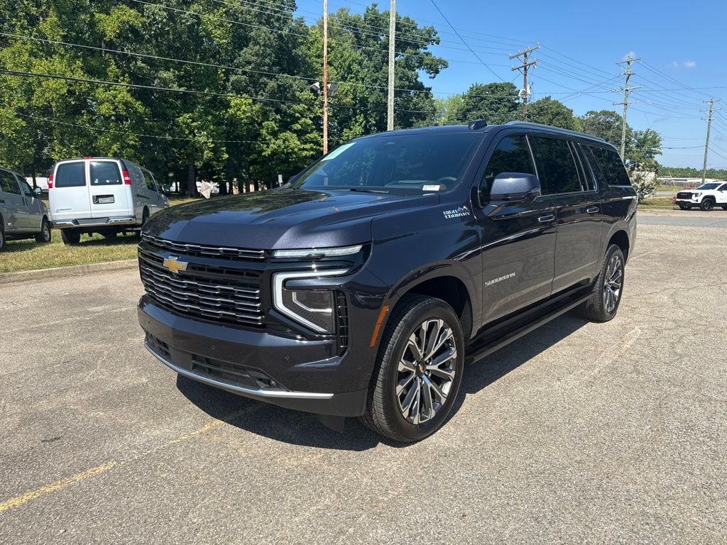 Dark Ash Metallic 2026 Chevrolet Suburban SUV / Crossover 4X2
