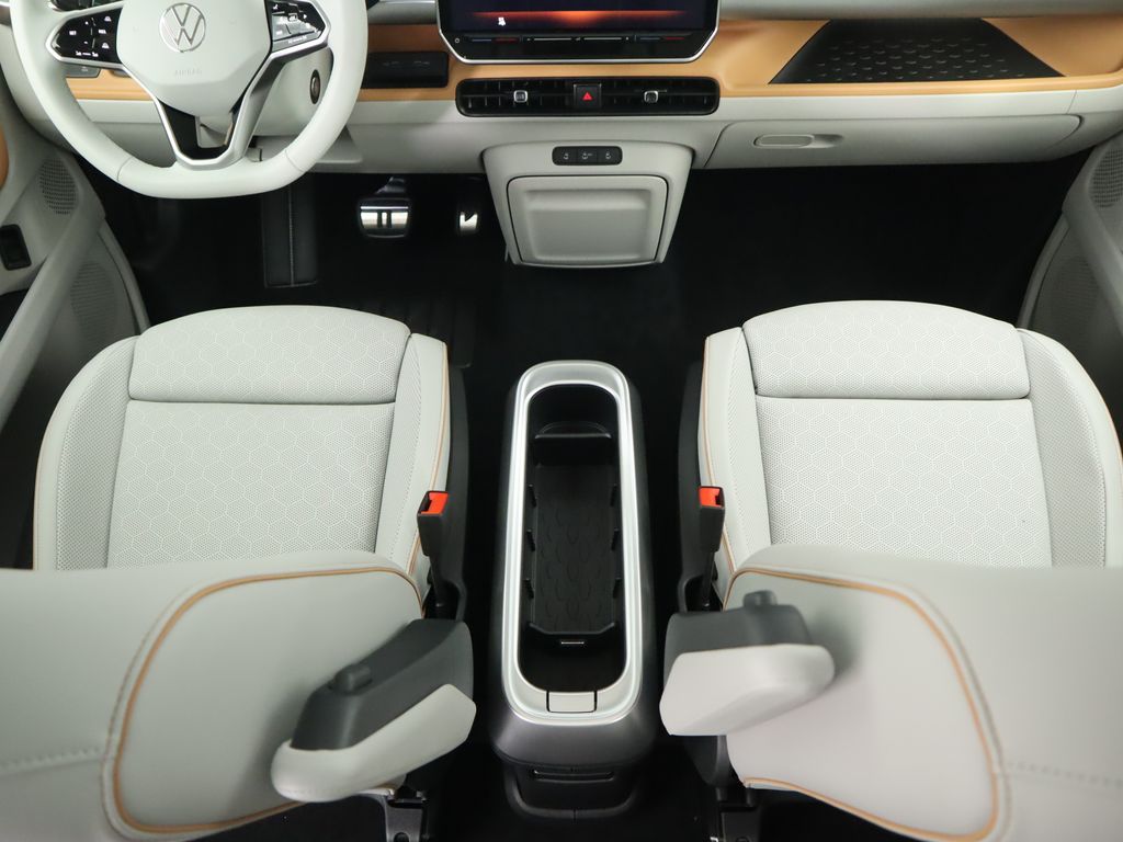 Thumbnail: 2025 Volkswagen ID.Buzz - 17