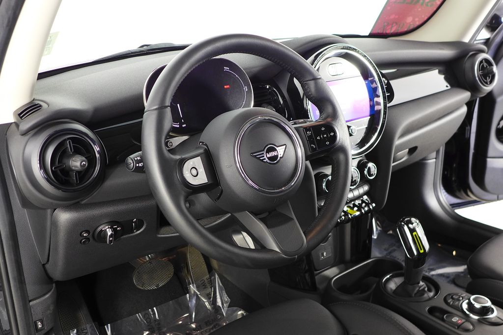 Thumbnail: 2023 MINI Cooper - 24