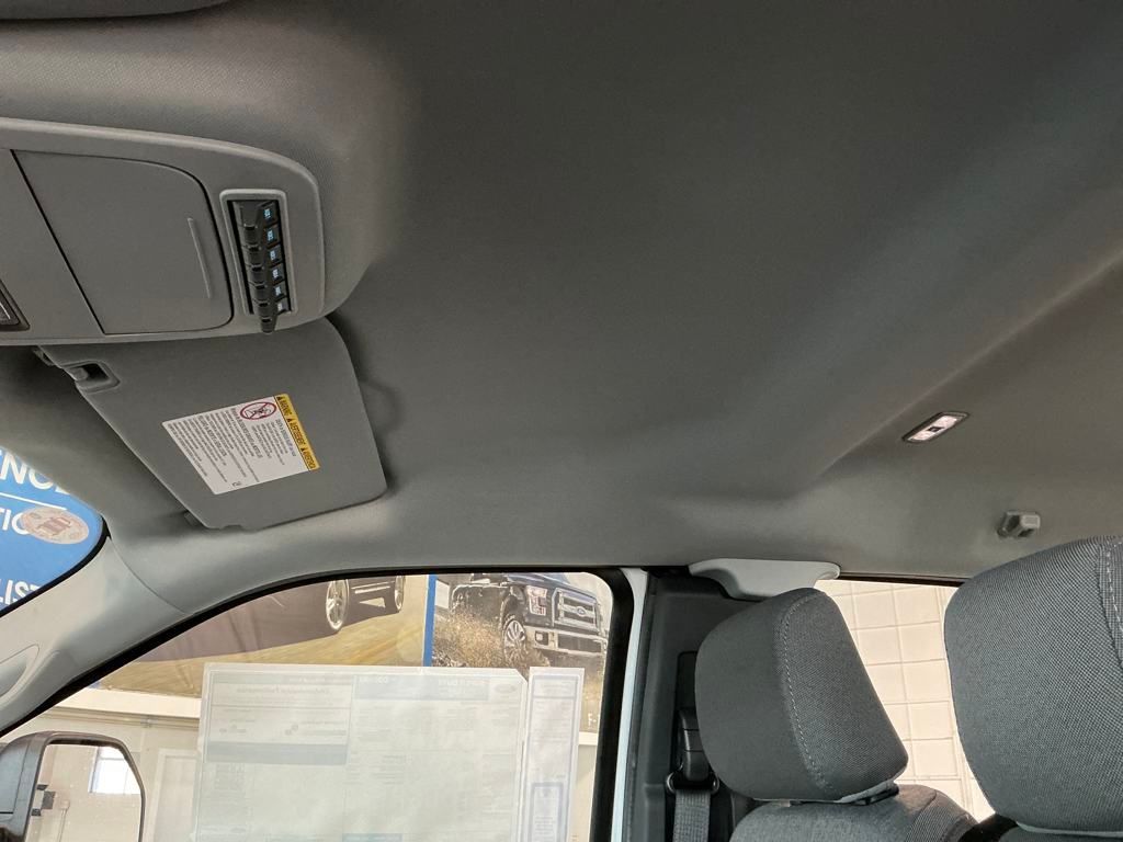 2025 Ford F-350SD  photo