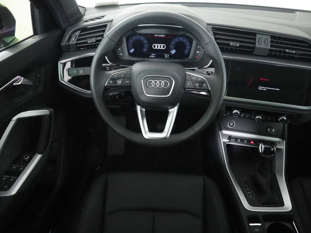 Thumbnail: 2025 Audi Q3 - 12