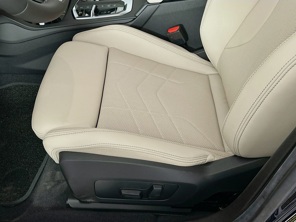 Thumbnail: 2026 BMW 2 Series - 21