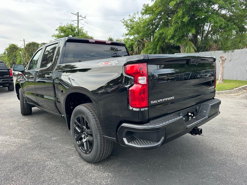 2024 Chevrolet Silverado 1500 Custom 6