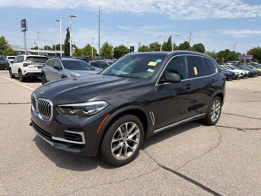Gray (Dark Graphite) 2022 BMW X5 SUV / Crossover All-Wheel Drive 8-Speed Automatic