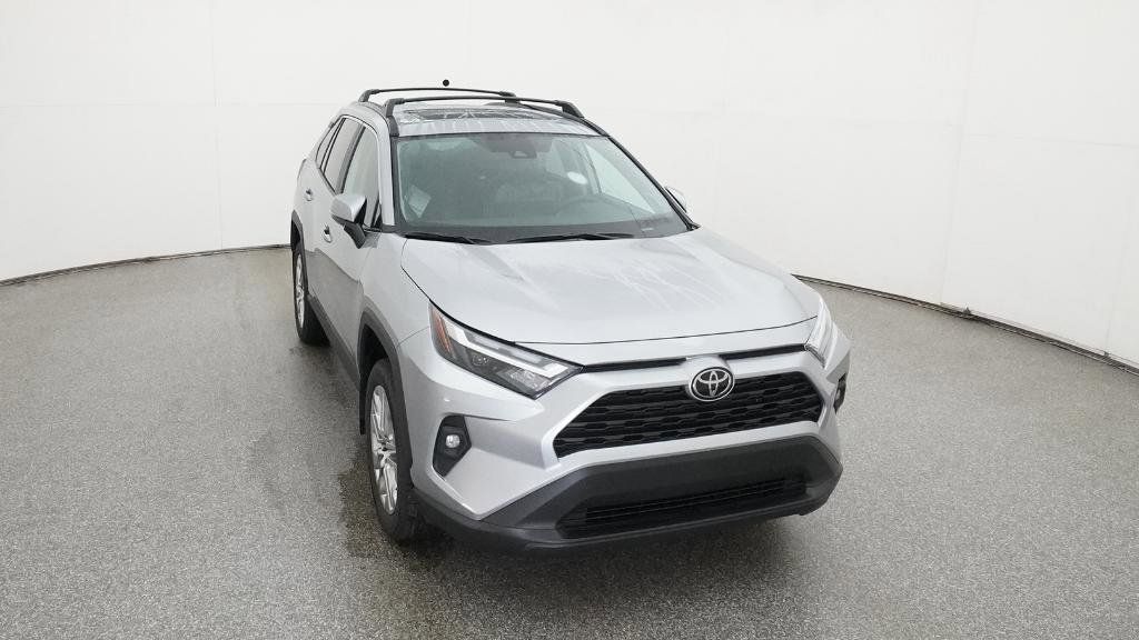Thumbnail: 2025 Toyota RAV4 - 26