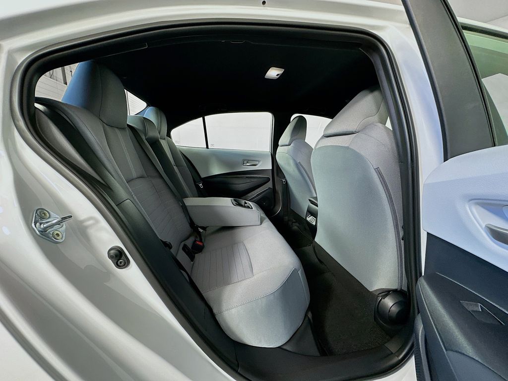 Thumbnail: 2025 Toyota Corolla - 25