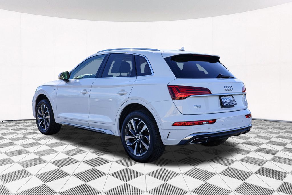 2022 Audi Q5 45 S line Premium 11