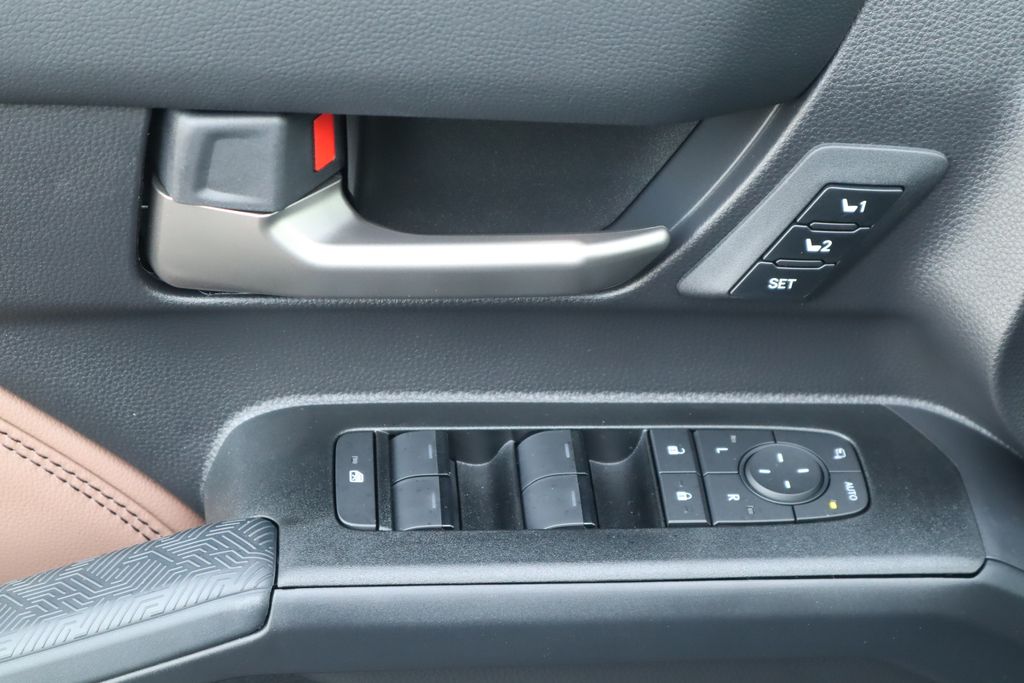 Thumbnail: 2026 Toyota 4Runner - 22