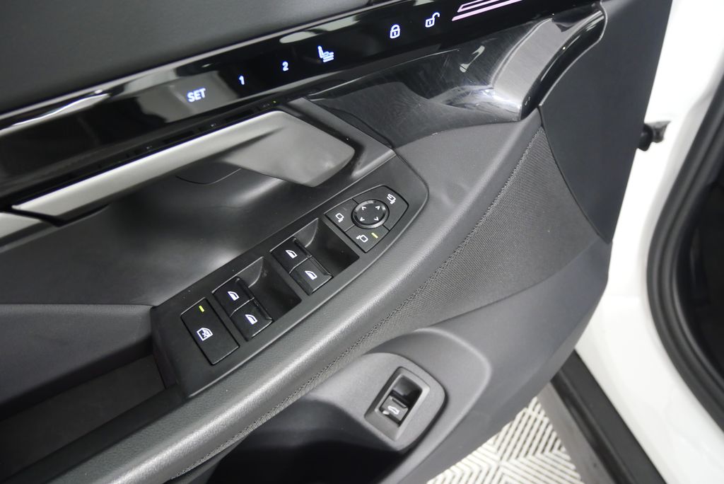 2024 BMW 5 Series 530i 8