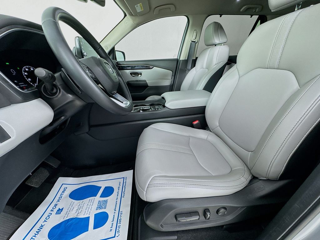 Used Car 2025 Honda Pilot  Ex-l For Sale Under $40,000 In Austin, Texas