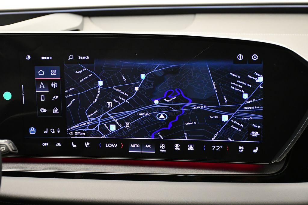 Thumbnail: 2025 Audi Q6 e-tron - 26