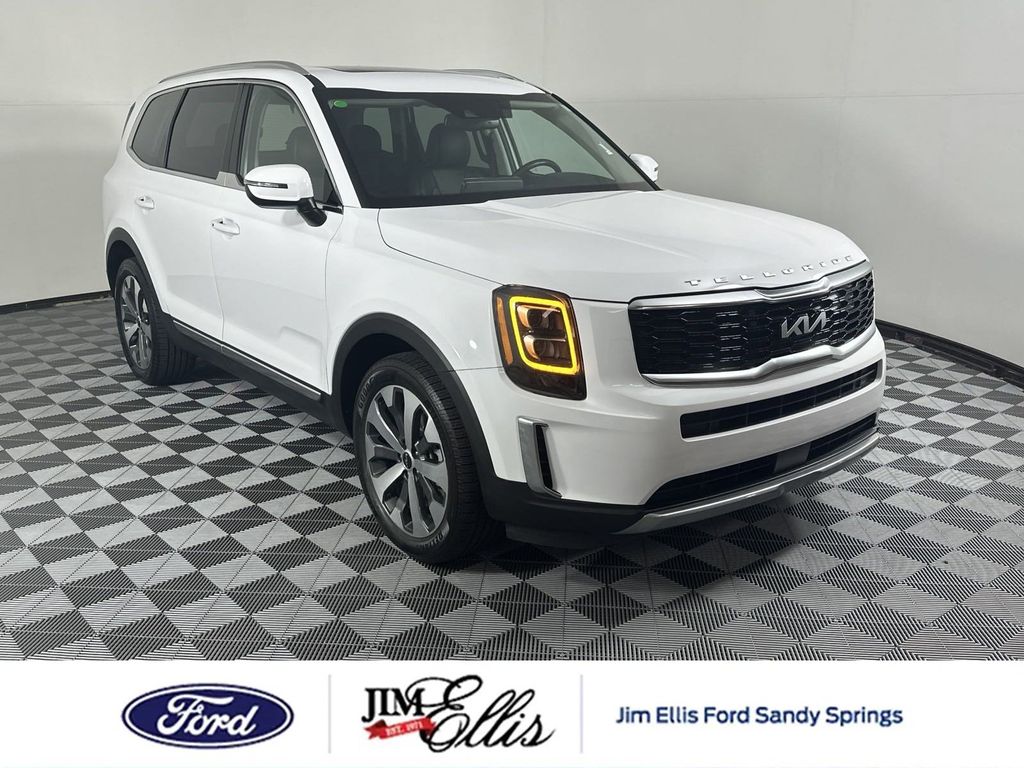 2022 Kia Telluride EX 1