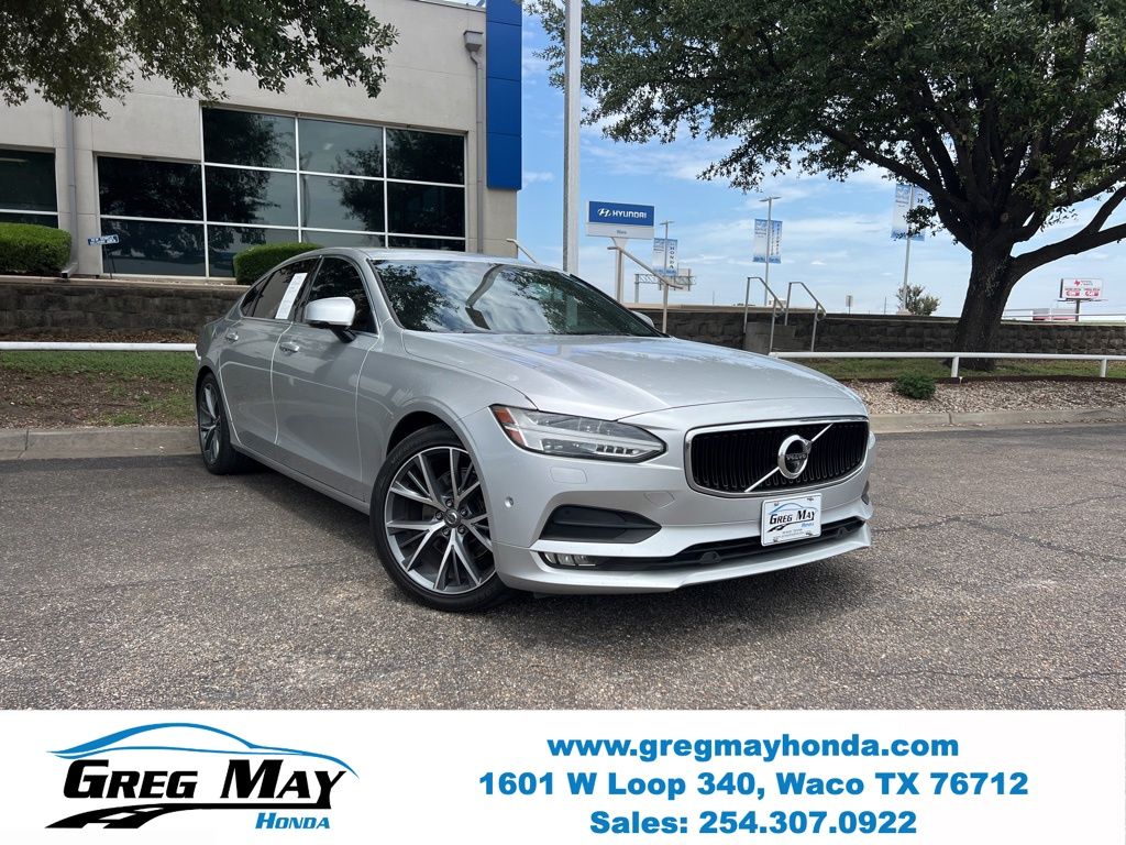 Bright Silver Metallic 2018 Volvo S90 Sedan Front-Wheel Drive Automatic