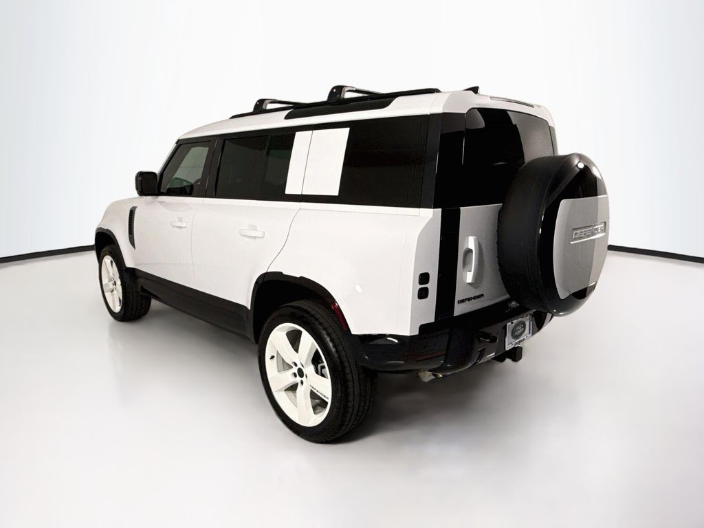 Thumbnail: 2026 Land Rover Defender - 7