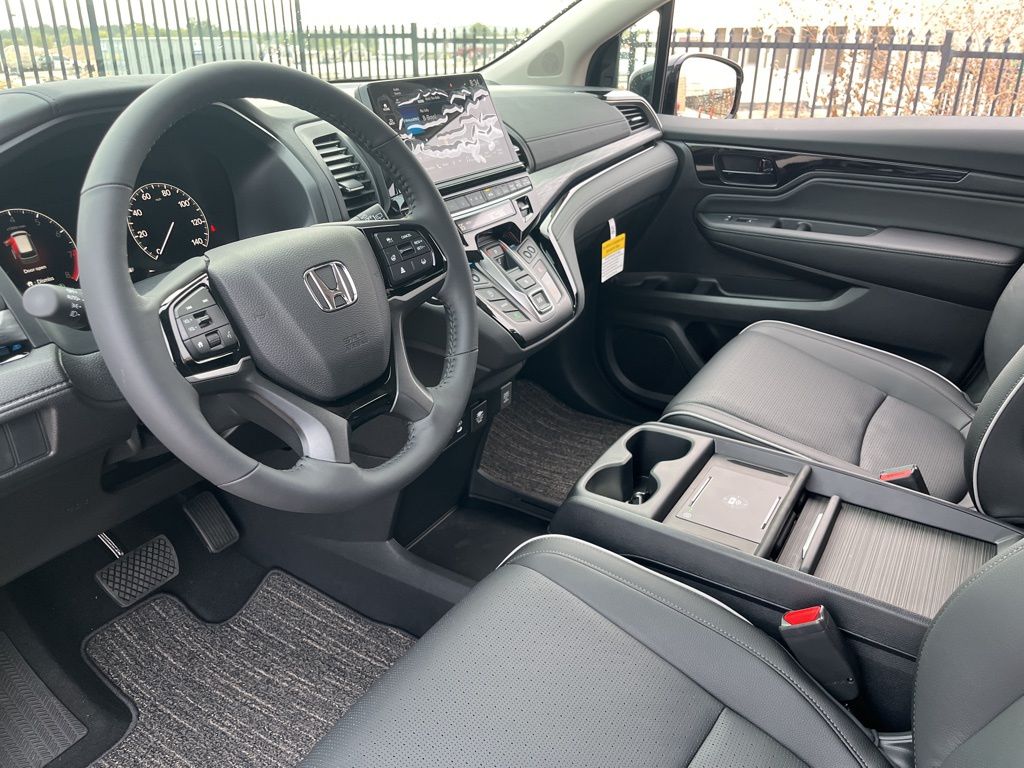 Thumbnail: 2026 Honda Odyssey - 11