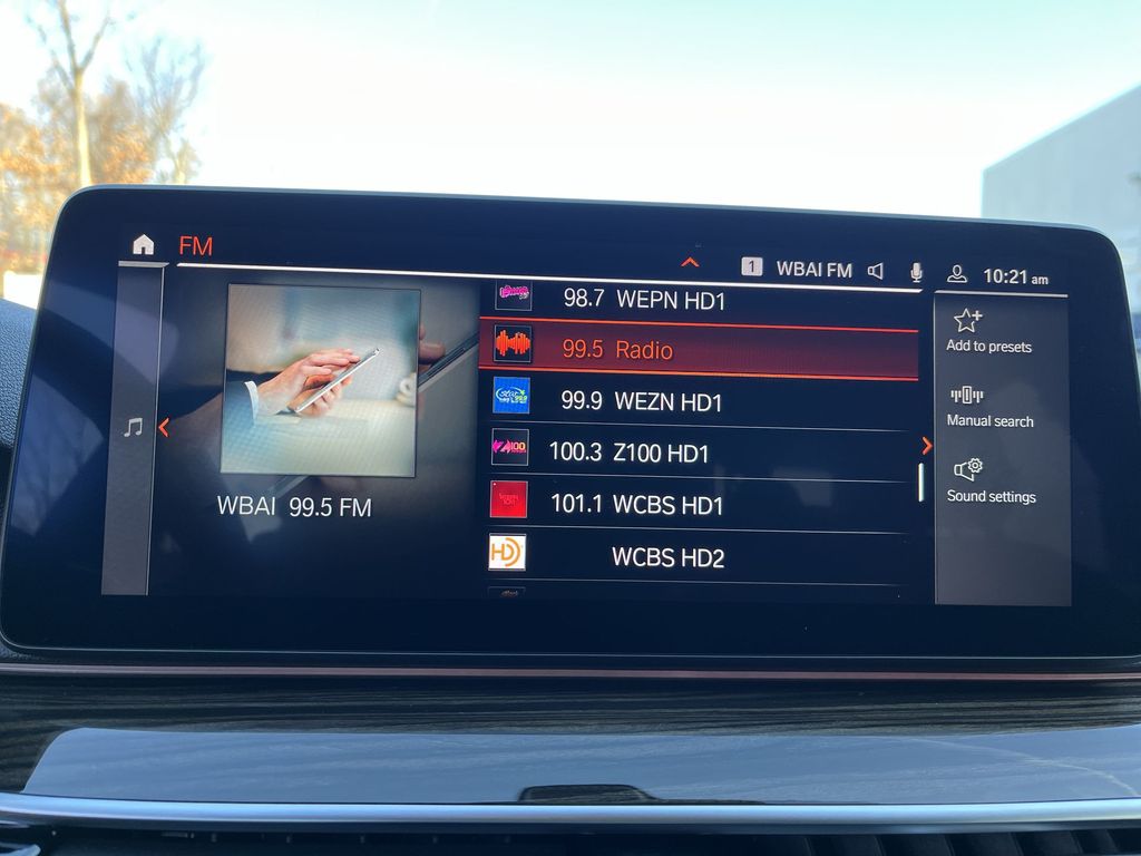 Thumbnail: 2023 BMW 5 Series - 16