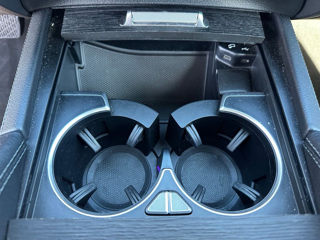 Thumbnail: 2022 Mercedes-Benz GLE - 23