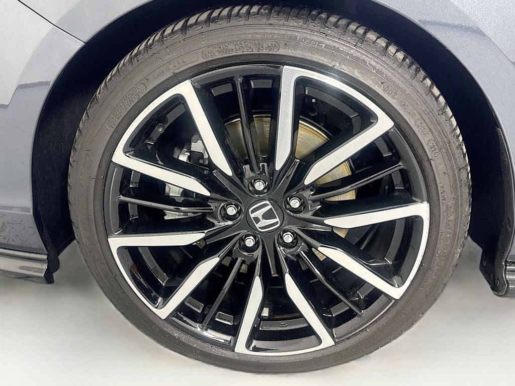 Used Car 2024 Honda Accord Hybrid  Touring For Sale Under $35,000 In Austin, Texas