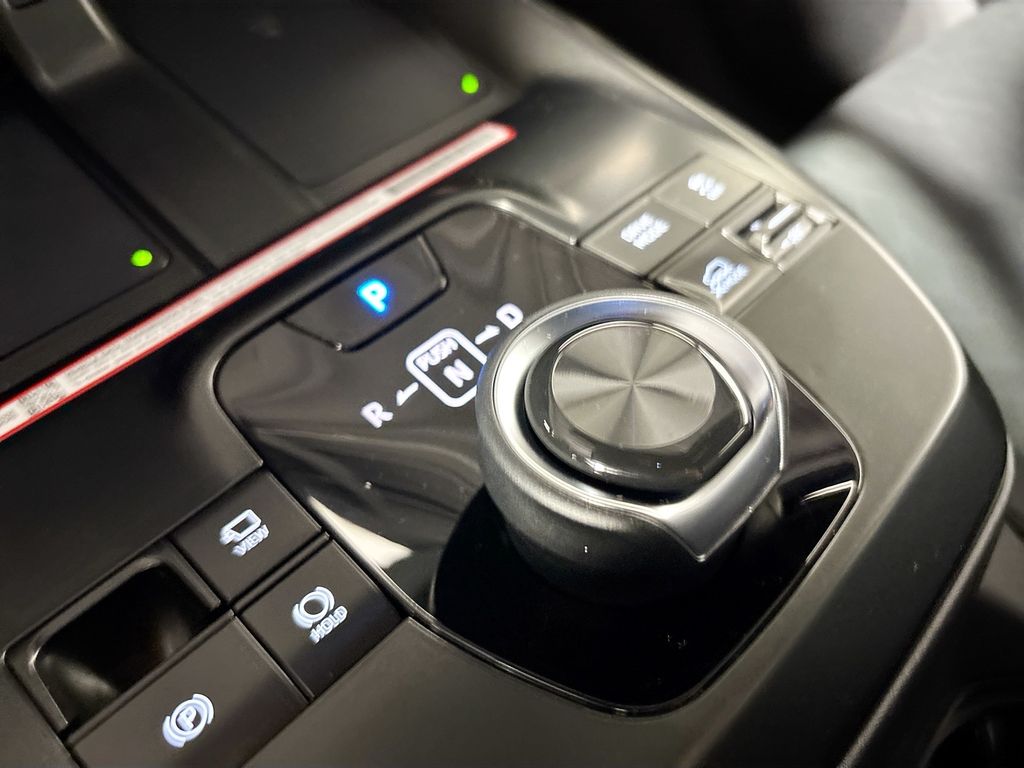 2026 Subaru Solterra Limited