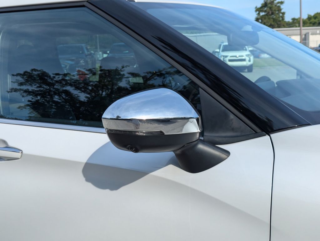 Used 2023 Mitsubishi Outlander SUV