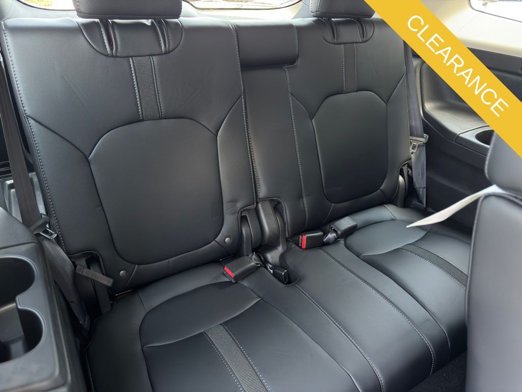 2025 Honda Pilot EX-L Black at Community Honda