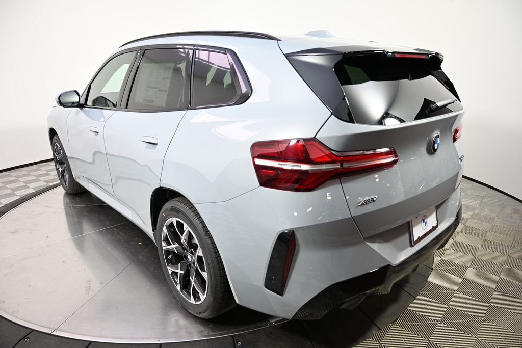 Thumbnail: 2025 BMW X3 - 3