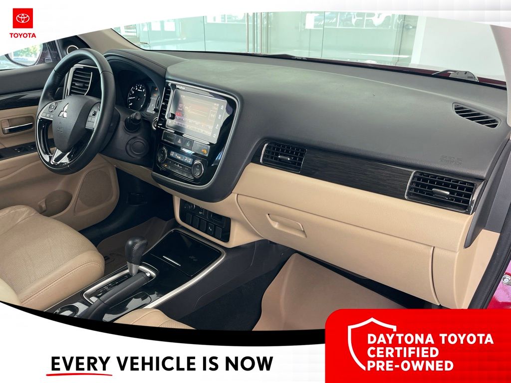 Used 2017 Mitsubishi Outlander SUV