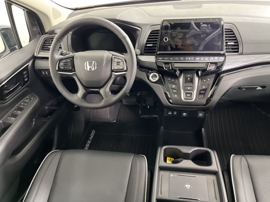 Thumbnail: 2026 Honda Odyssey - 16