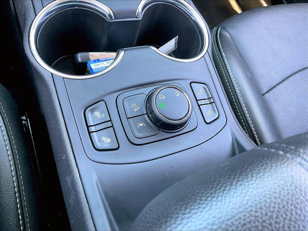 2024 GMC Terrain — photo 32