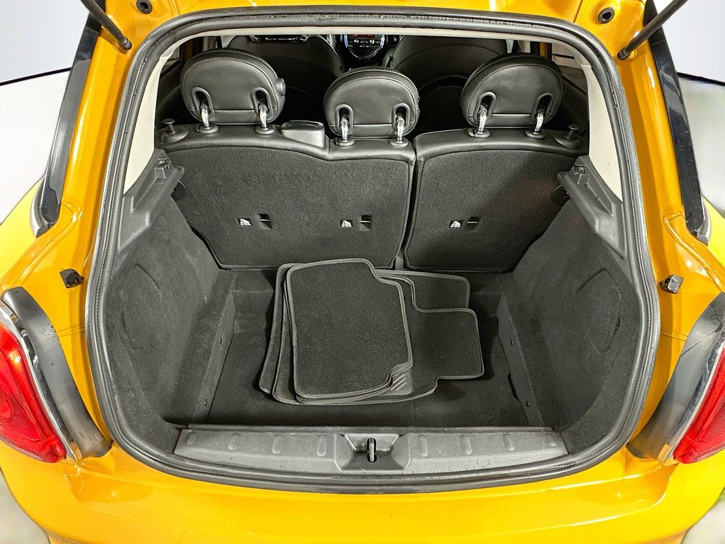 Thumbnail: 2015 MINI Cooper - 24