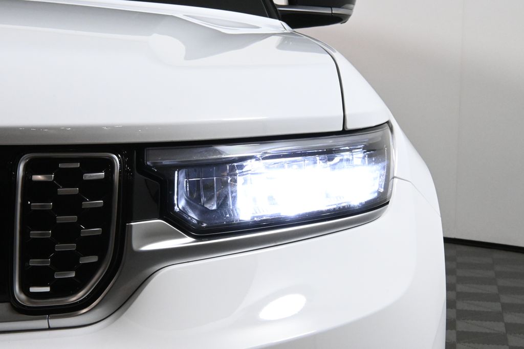 Thumbnail: 2025 Jeep Grand Cherokee L - 11