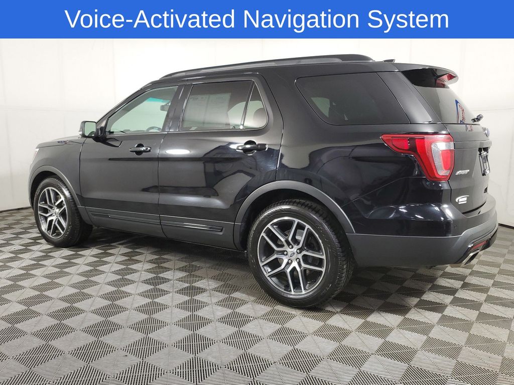 2016 Ford Explorer Sport 3