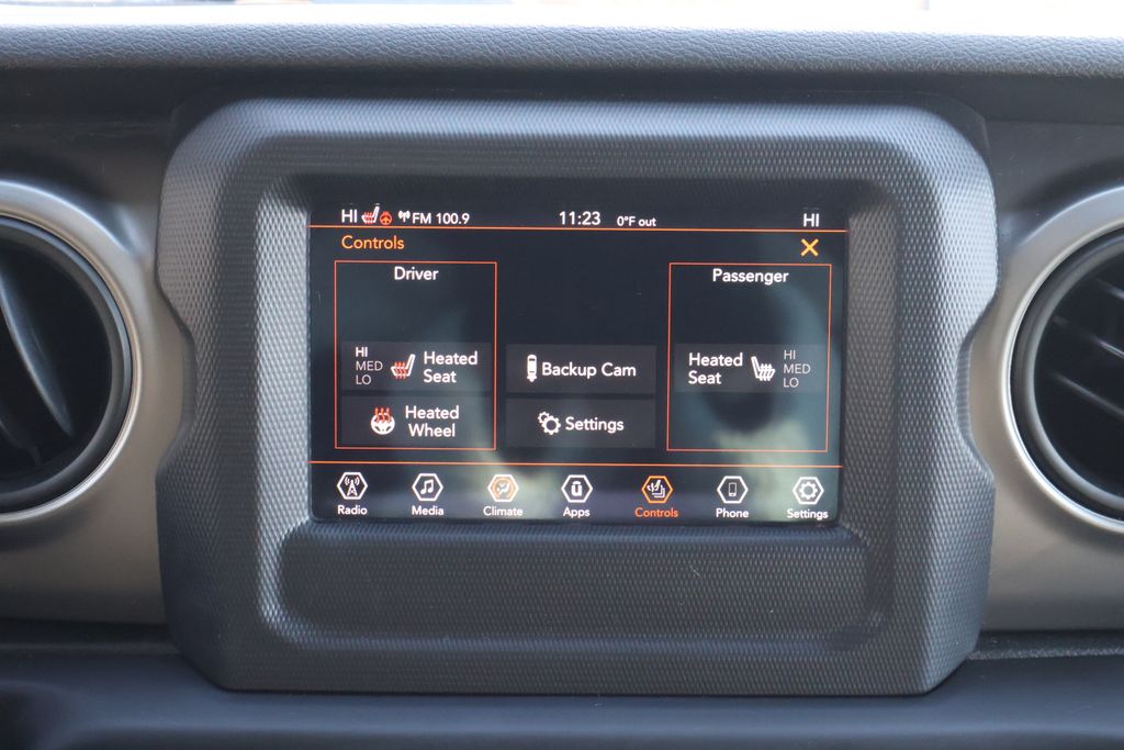 Thumbnail: 2019 Jeep Wrangler - 15