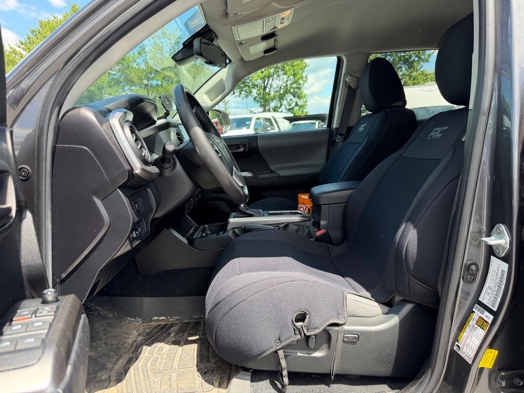 2023 Toyota Tacoma SR5 V6