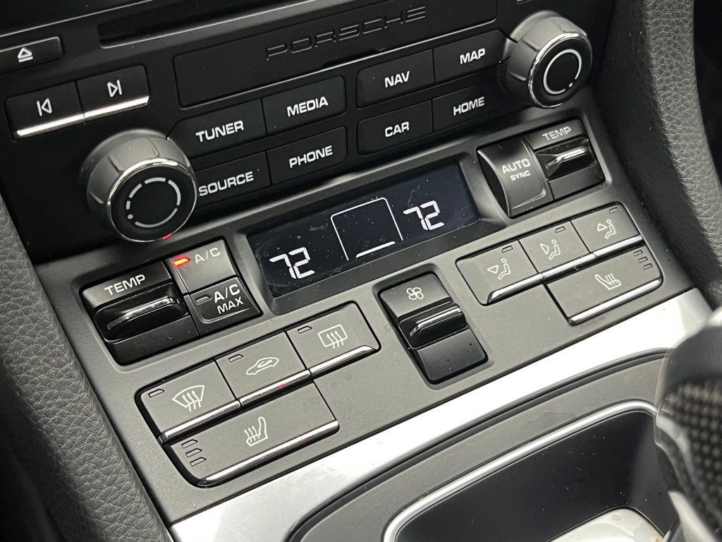 Thumbnail: 2023 Porsche 718 Cayman - 21