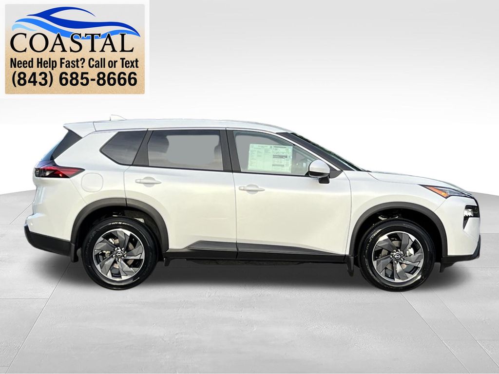 2026 Nissan Rogue SV - 4
