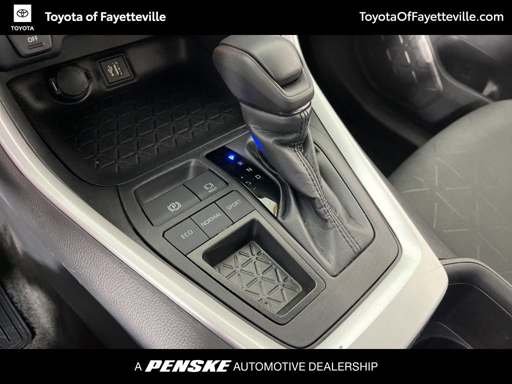 Thumbnail: 2024 Toyota RAV4 - 31