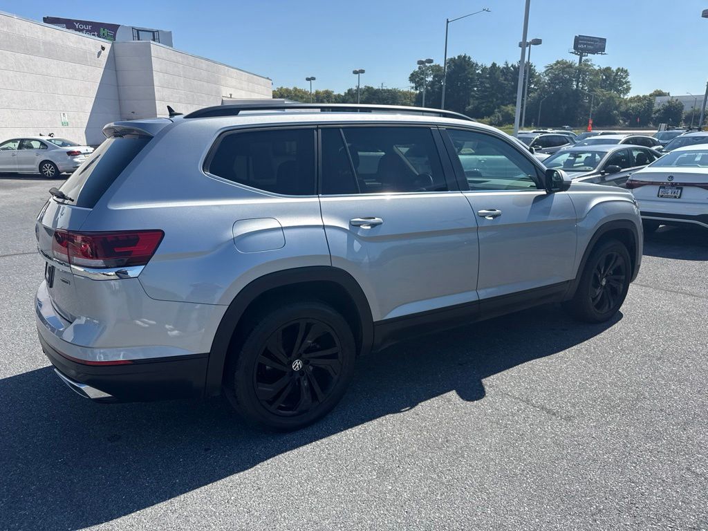 2022 Volkswagen Atlas 3.6L V6 SE w/Technology Silver at Sutliff Volkswagen