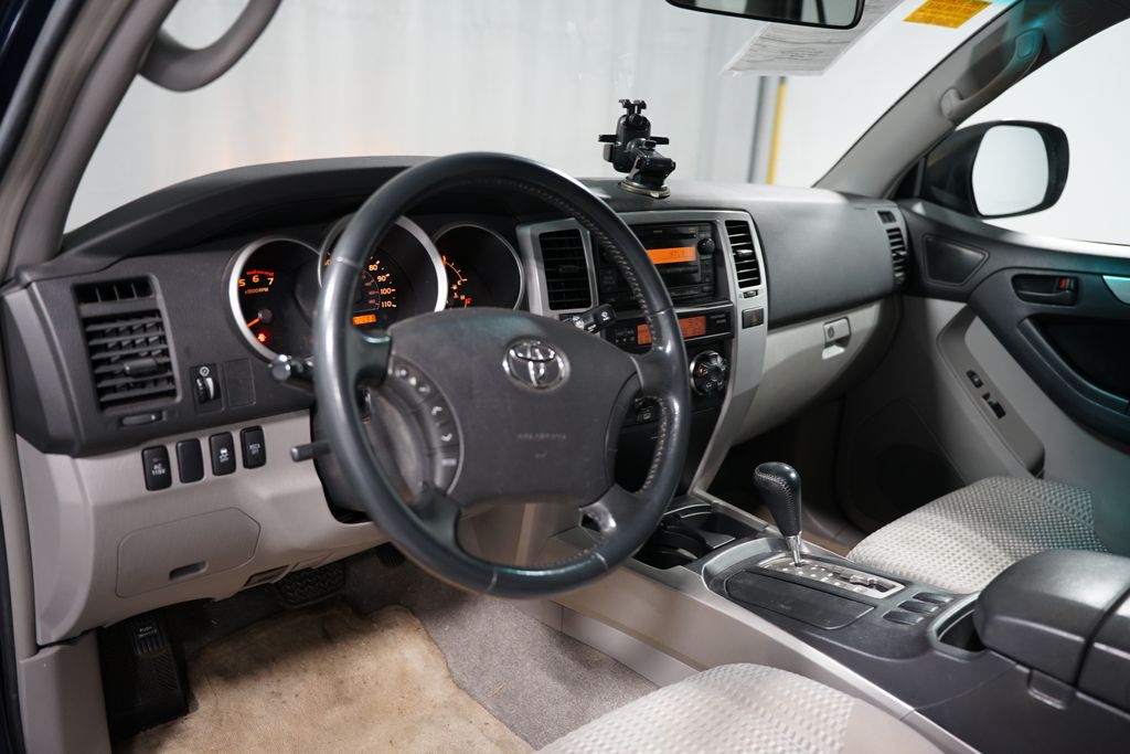 Thumbnail: 2008 Toyota 4Runner - 7