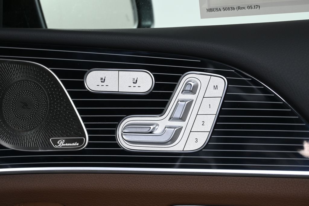 Thumbnail: 2026 Mercedes-Benz GLE - 23